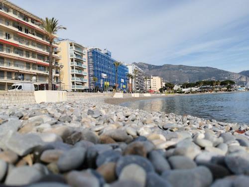 Studio Kialeo Pres De La Plage Avec Parking Roquebrune-Cap-Martin Buitenkant foto